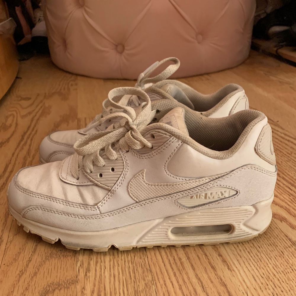 NIKE AIR MAX- used